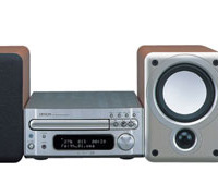 　デノン（DENON）は、ハイコンポ・ミニ「ラピシア」の新ラインアップとして、「M33シリーズ」を6月中旬に発売する。このうち「RCD-M33」は、MP3やWMAのオーディオファイルが書き込まれたCD-R/RWの再生に対応しているのが特徴。