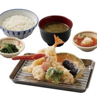 本ずわいがにと青森県産帆立の天ぷら定食　990円