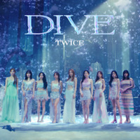 TWICE、新アルバム『DIVE』MV公開！神秘的な水の世界で優雅に踊る姿に注目