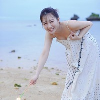 田中美久、胸元チラリの衣服で「今年の夏やりたいこと」を告白 画像