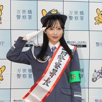 小栗有以【写真：竹内みちまろ】