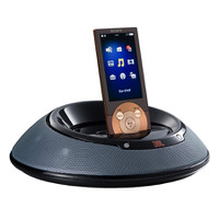 本体カラーがブラックの場合の利用例（ウォークマンは別売）