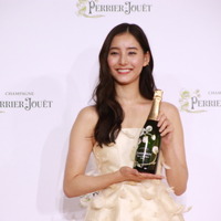 新木優子【撮影：村上弥生】