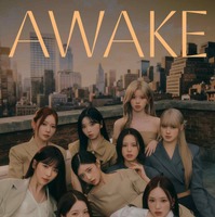 NiziUの1stミニアルバム『AWAKE』初回生産限定盤A