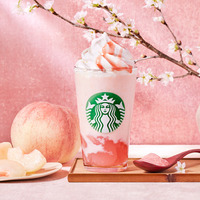 スターバックス、15日より春の訪れを告げる『白桃と桜わらびもち フラペチーノ』発売 画像