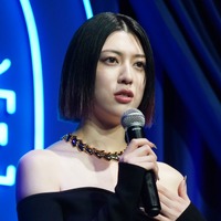 三吉彩花【写真：竹内みちまろ】