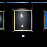 八代亜紀さんの回顧展「生きる～ありがとう・・・これからも～」