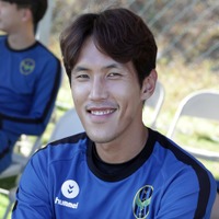 生前は“いとこ”クォン・ウンビのIZ*ONEデビューを応援も…35歳カン・ジヨンさん急逝に韓国サッカー界も沈痛 画像