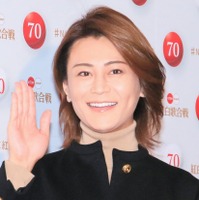 氷川きよし【撮影：小宮山あきの】