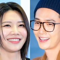 少女時代スヨン、ゴールイン間近？12年交際恋人の薬指に「個人的な」指輪で結婚説再燃