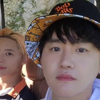 元東方神起ジュンスの“双子の兄が双子の父”に！結婚を電撃発表「そっくりな天使が2人も」