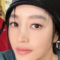 本当に54？ベテラン韓国女優が魅せた圧巻の瑞々しさ　「時間遡っているのでは」と驚きの声