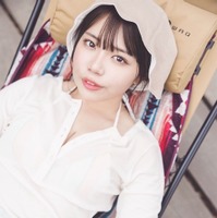 “日本一だらしない”キャンプ女子 153cm たにりか 1st デジタル写真集『週末ふたりキャンプ』　撮影：藤本和典