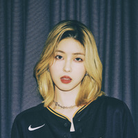 「BLACK DIAMOND SERIES2025」ソロ コラボビジュアル （C）YOMIURI GIANTS　（C）LAPONE GIRLS