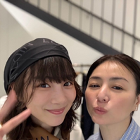 のんと井川遥（写真はのんの公式ブログから）