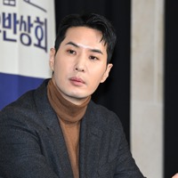 “12歳下”女優と交際中の俳優キム・ジソク（44）、「10年前に脳腫瘍が見つかっていた」と衝撃告白！