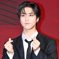 「沼でしかない」Stray Kids・ハン、オフ感漂うパジャマ×すっぴん姿にファンメロメロ【PHOTO】