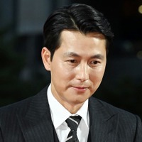 主演チョン・ウソンの婚外子スキャンダル…ドラマ制作陣は明言避ける「私生活に関すること」