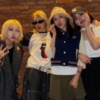K-POPアイドルの“顔面フィルター疑惑”をメンバーたちが一蹴!! 2NE1が再集結!!