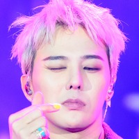 G-DRAGON、京セラドームを8万本のデイジーで埋め尽くす…“K-POP KING”が魅せた圧巻ステージ 画像