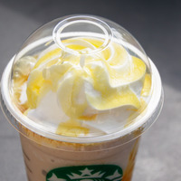 オリエンタル マンゴー & ティー フラペチーノ