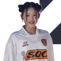 BLACKPINKと同じ“4人組”！YG新ガールズグループ、1人目のメンバーはオーストラリア出身15歳