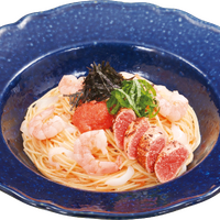 “冷製カッペリーニ”炙り明太子とヤリイカ・エビの明太子ソース（税込1,199円）