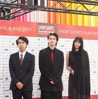 「ショートショート フィルムフェスティバル ＆ アジア 2025」（SSFF ＆ ASIA）のレッドカーペットセレモニー＆オープニングセレモニー【写真：竹内みちまろ】