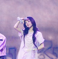 ILLIT 2025 Weverse Con Festival ステージ写真　(P)&(C) BELIFT LAB Inc.