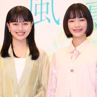 上坂樹里と三上愛【撮影：浜瀬将樹】