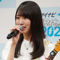 賀喜遥香【写真：竹内みちまろ】