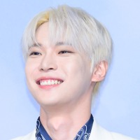 「未来で待ってる」NCT・ドヨンの胸を打つ歌声…圧巻のステージが話題に