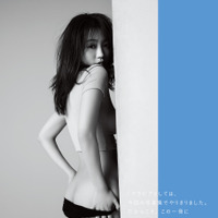 大原優乃写真集『√25』　撮影：二階堂ふみ　（C）二階堂ふみ／小学館
