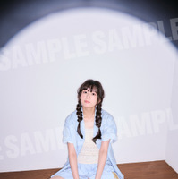 小久保柚乃の2nd写真集『こくぼづかん2』特典生写真画像　撮影：中村和孝　（C）中村和孝／小学館