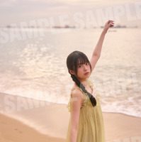 小久保柚乃の2nd写真集『こくぼづかん2』特典生写真画像　撮影：中村和孝　（C）中村和孝／小学館