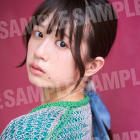 小久保柚乃の2nd写真集『こくぼづかん2』特典生写真画像　撮影：中村和孝　（C）中村和孝／小学館