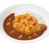 ぷりぷりエビのビスクソースカレー（並盛） 850 円