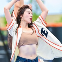 へそチラくびれに太もも美脚まで！韓国チアガール、健康的スタイル大放出SHOT「魅力的すぎ」【PHOTO】