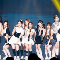 香港単独公演『2025 NiziU FAN-CON ｰNiziUniverseｰ in Hong Kong』コンサート写真　撮影：河村美貴（田中聖太郎写真事務所）