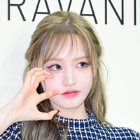 IVE・リズ、“高貴な猫ちゃん”ビジュアル披露！レイとの2ショットも話題「美しすぎてため息」【PHOTO】