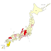 ※2025 年 6 月 24 日（火）における「ファミチキ レッド」と「ファミチキ」の販売比率をもとに、県別の人気傾向を色分け（赤色：ファミチキ レッド派 黄色：ファミチキ（骨なし）派）
