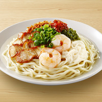 えびそば緋彩監修　ニボコン 煮干しと昆布の冷しラーメン（汐）697円（税込）