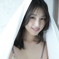 『Beside Seaside』（C）ワニブックス