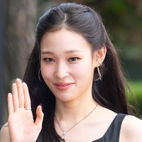 さすが財閥3世！“超ド級のお嬢様アイドル”、生放送ラジオ番組での発言が話題「スリルがあって楽しい」