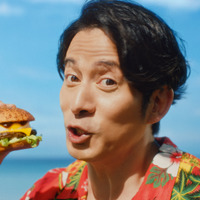 マクドナルド新CM「アツイぜ！ハワイアン！」