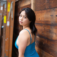 撮影:田中智久 ヘアメイク:塩田結香(JULLY) スタイリング:葉月