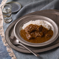 成城石井カレーフェア「ようこそ！カレー沼へ」