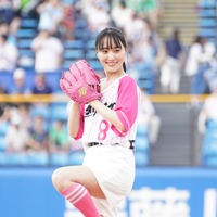 菅井友香【写真：竹内みちまろ】