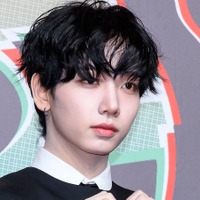 「これデートでしょ」BOYNEXTDOOR・ジェヒョン、深夜の東京お散歩SHOTにファン大興奮！【PHOTO】