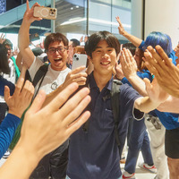 Apple 梅田オープン時の様子